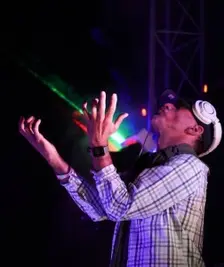 TLooP — hip-hop artist profile photo