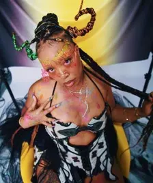 Suzi Analogue — hip-hop artist profile photo